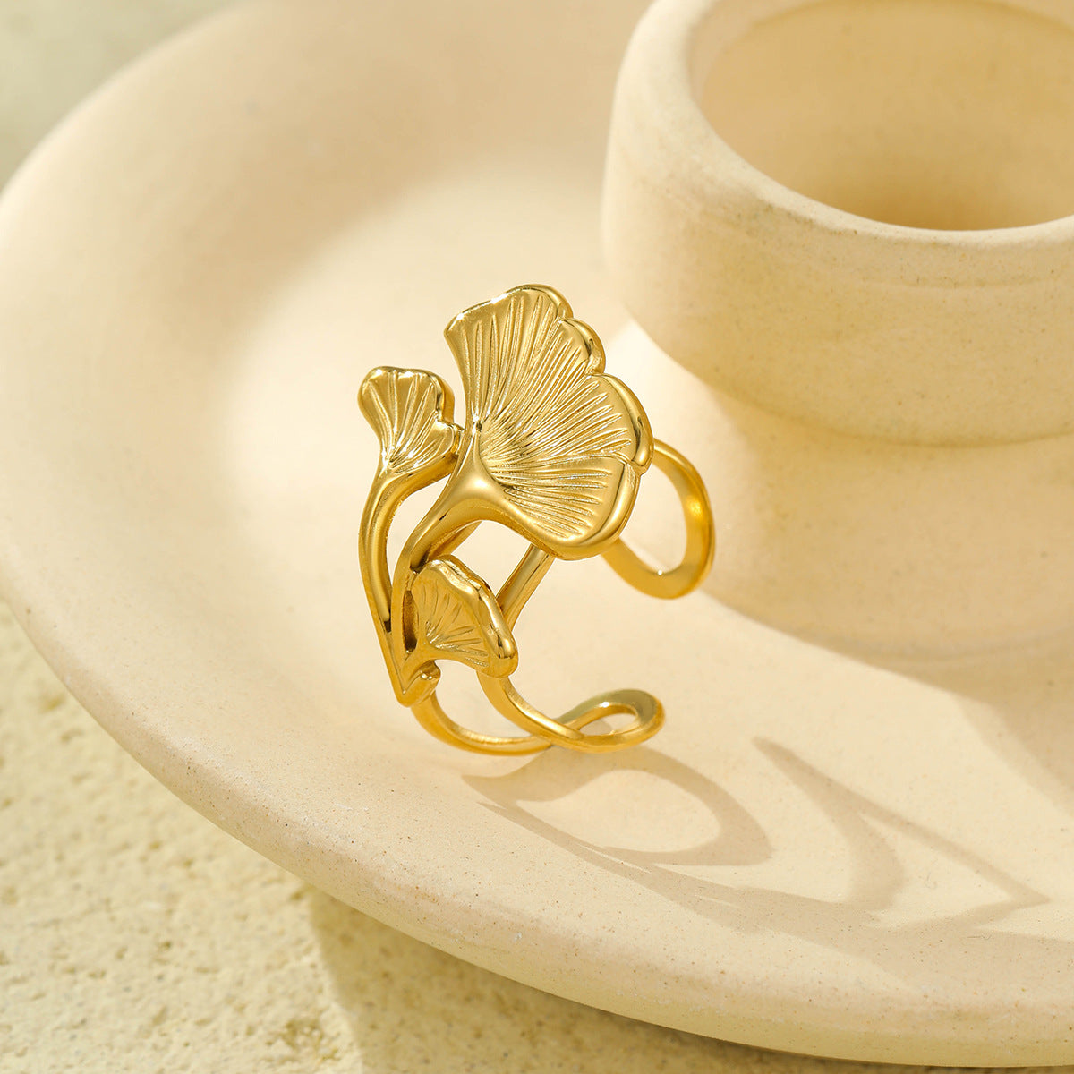 "Ginkgo Leaf Titanium Ring & 18K Gold Bracelet for Women"