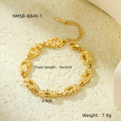 "Retro Gold Plated Hollow Texture Bracelet"